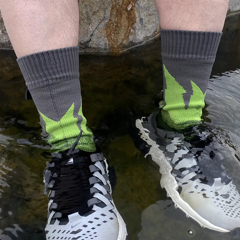 hiking socks waterproof
